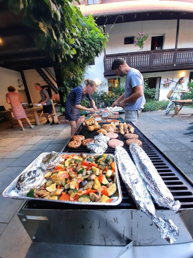 Lidmiluv Mlyn Hotel Sadek Buitenkant foto